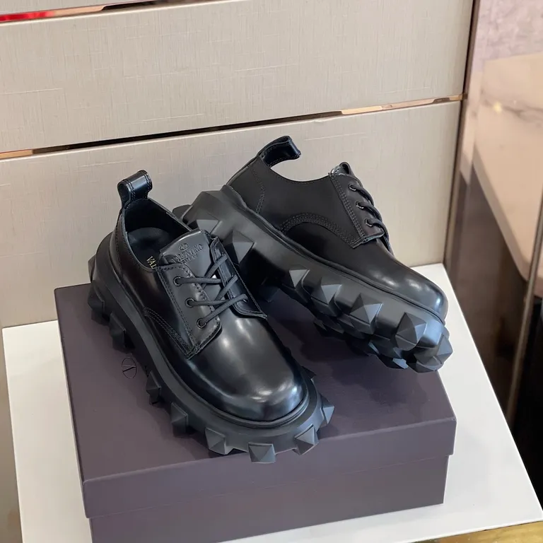 Valentino Shoe 